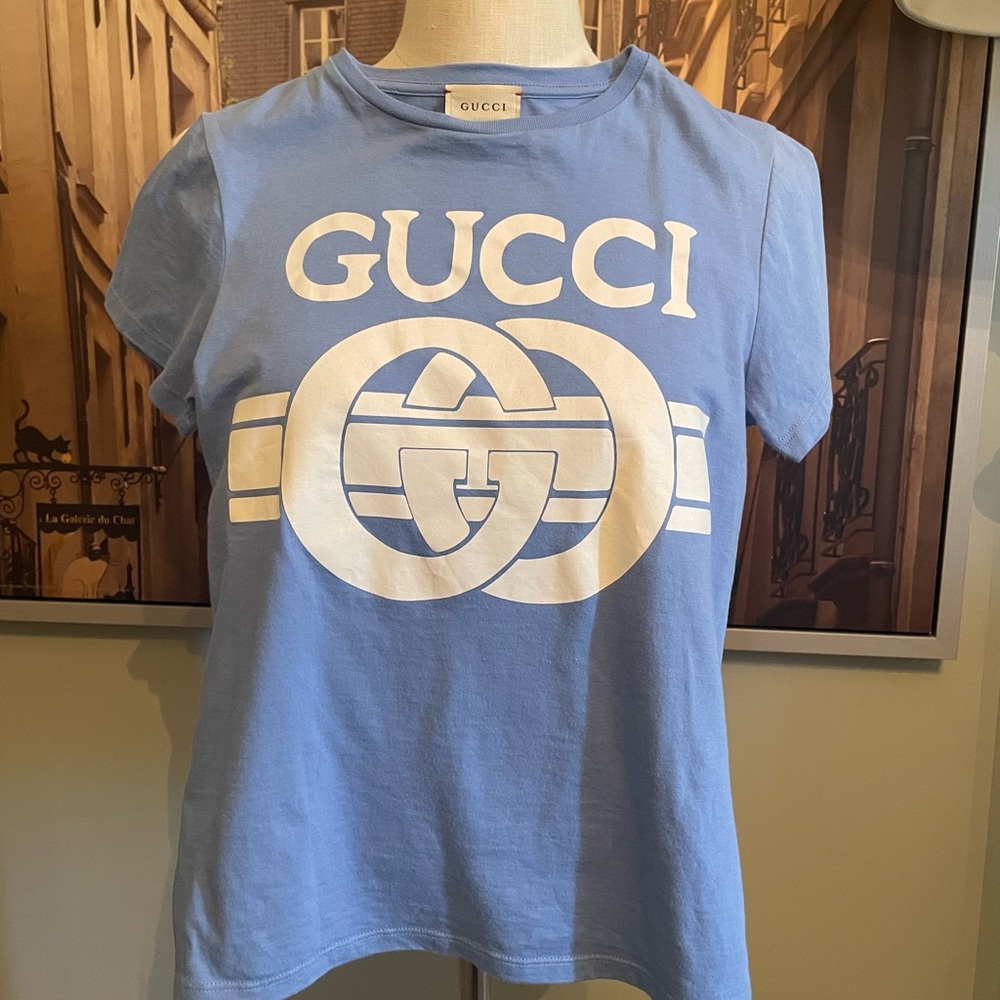 Gucci boys powder blue T-shirt size 10Y